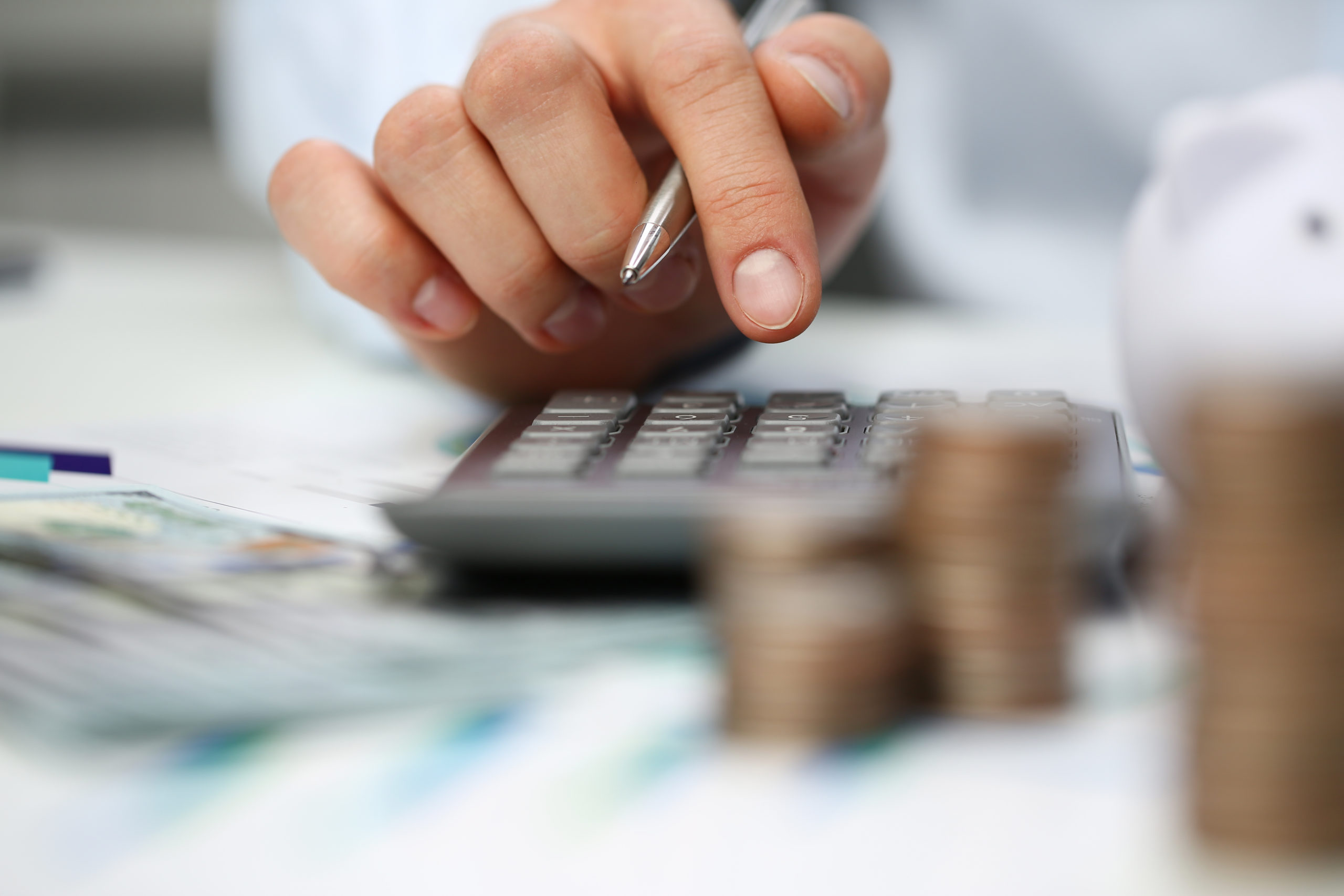 Premier salaire en Belgique : comment épargner pour un apport personnel immobilier